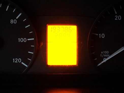 Used 2014 Freightliner Sprinter 2500 image 12