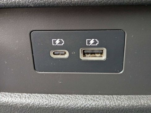 Used 2023 Nissan Pathfinder SL w/ Lighting Package (N92) AWD/4WD image 17