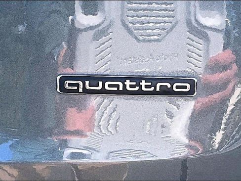 Used 2022 Audi Q5 2.0T Prestige w/ Prestige Package AWD/4WD image 24