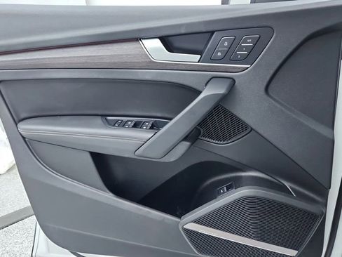 Used 2021 Audi Q5 Prestige w/ Prestige Package image 60