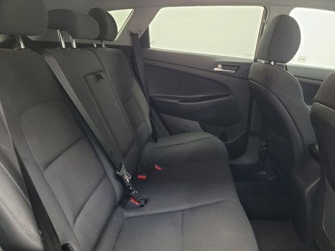 Used 2019 Hyundai Tucson SE image 19