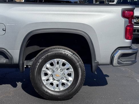 Used 2025 Chevrolet Silverado 2500 LT w/ All Star Edition image 38