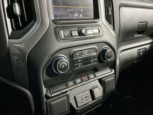 Used 2022 Chevrolet Silverado 1500 Custom image 29