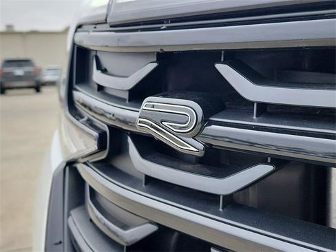 New 2026 Volkswagen Atlas Cross Sport SEL R-Line image 10