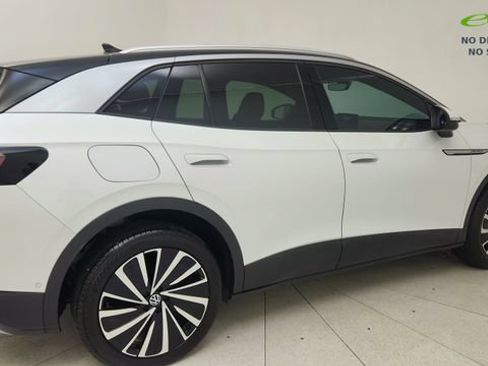 Used 2023 Volkswagen ID.4 Pro S Plus AWD/4WD image 29
