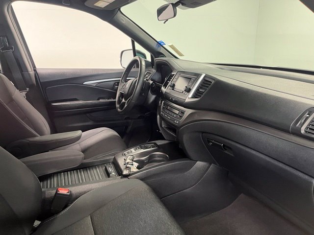 Used 2019 Honda Passport Sport image 11