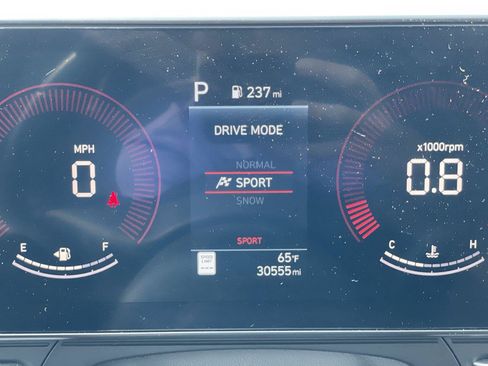 Used 2025 Hyundai Kona SEL AWD/4WD image 31