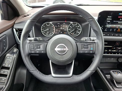 Certified 2023 Nissan Rogue SL w/ SL Premium Package AWD/4WD image 23