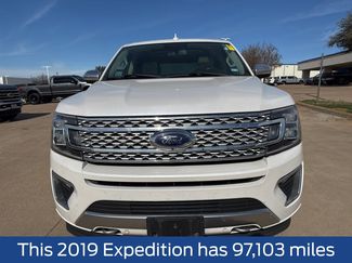 Used 2019 Ford Expedition Platinum video 2