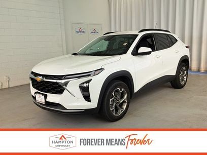Used 2025 Chevrolet Trax LT