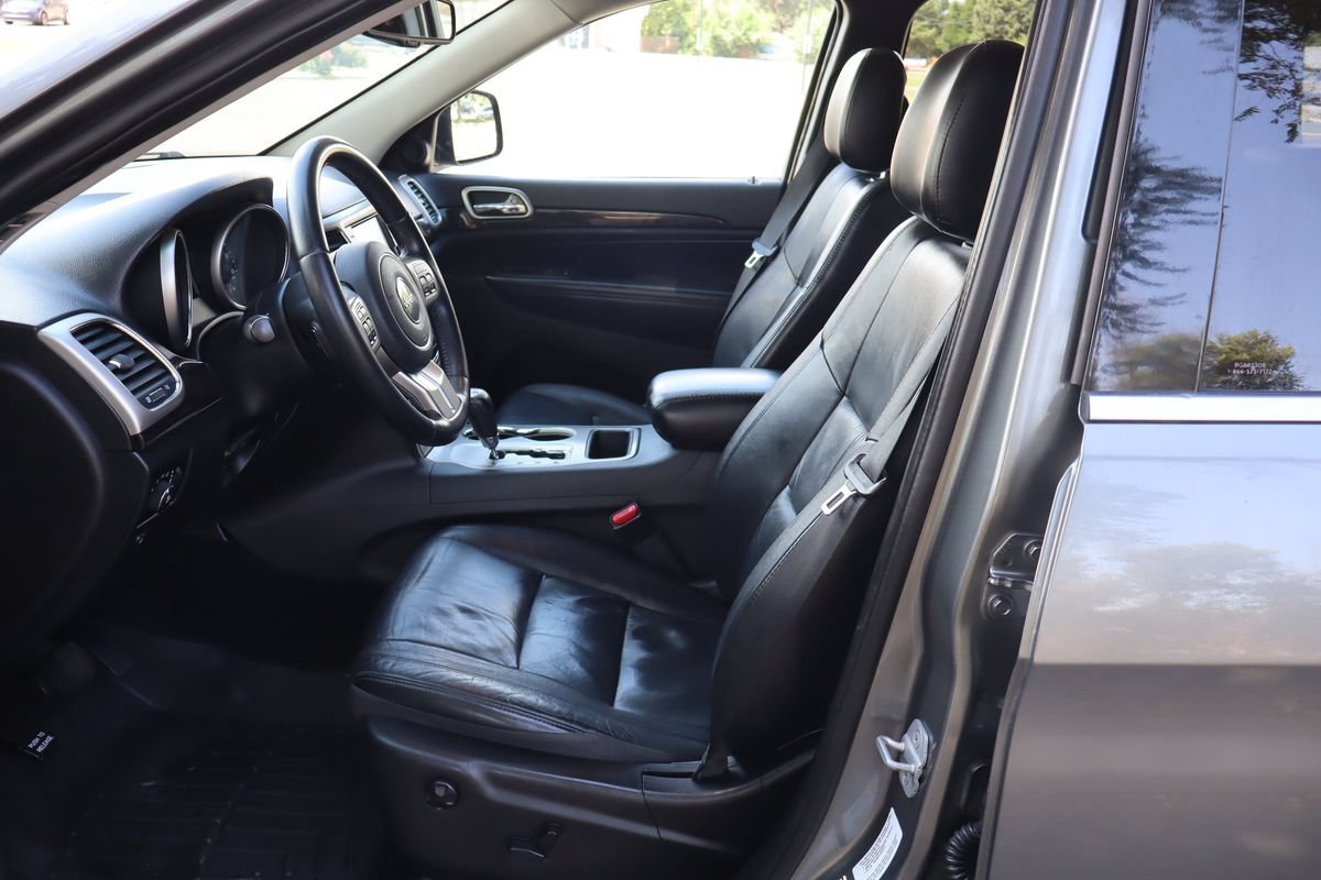 Used 2012 Jeep Grand Cherokee Laredo AWD/4WD image 19