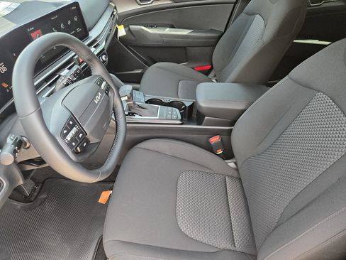 New 2026 Kia Sportage LX FWD image 10