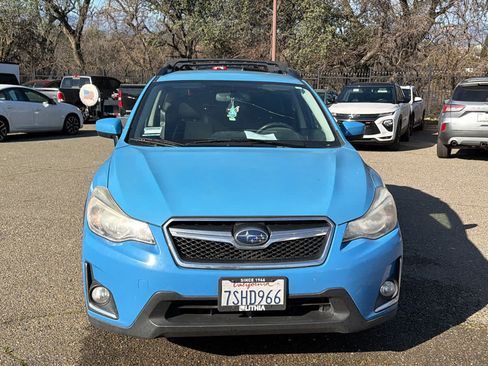 Used 2016 Subaru Crosstrek 2.0i Premium image 2