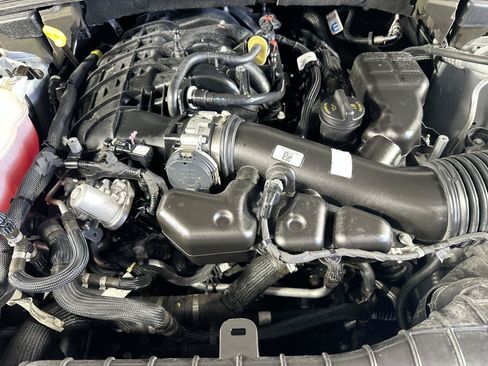 Used 2023 Jeep Grand Cherokee L Laredo RWD image 30