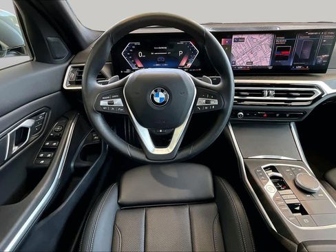 Used 2024 BMW 330i Sedan w/ Premium Package RWD image 5