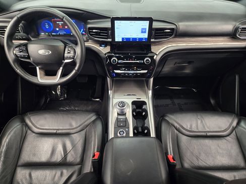 Certified 2023 Ford Explorer Platinum image 23