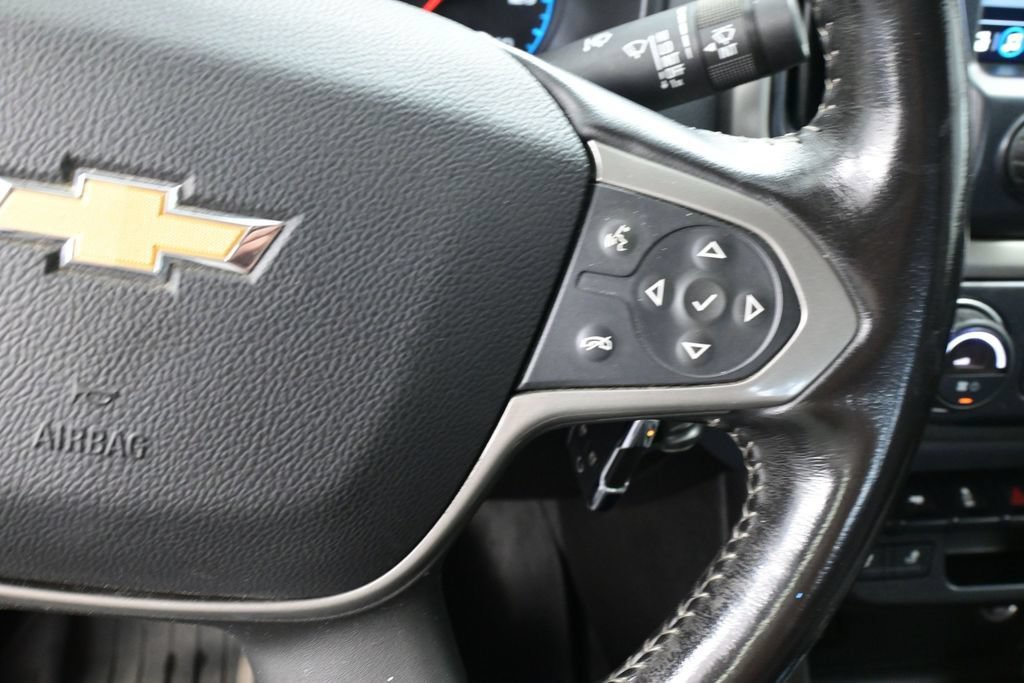 Used 2020 Chevrolet Colorado Z71 w/ Z71 Midnight Edition AWD/4WD image 38