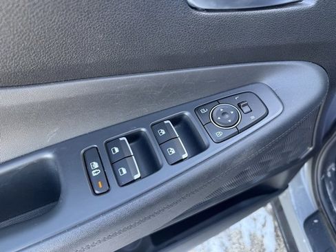 Used 2021 Hyundai Santa Fe SEL w/ Convenience Package image 17