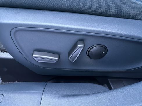 New 2026 Ford Maverick XLT w/ XLT Luxury Package image 9