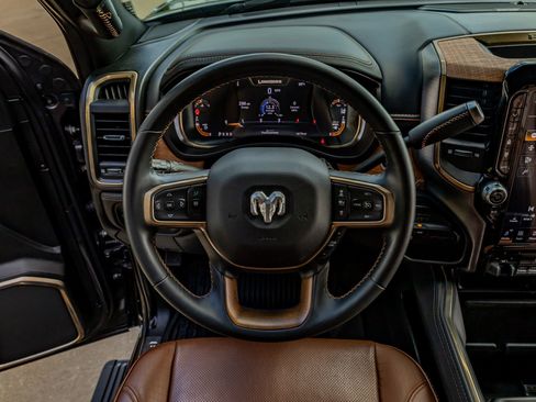 Used 2023 RAM 3500 Limited image 16