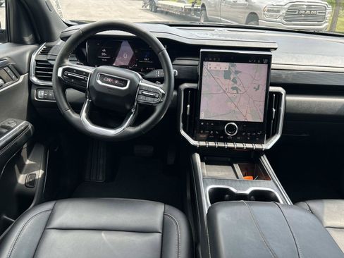 Used 2024 GMC Acadia Elevation FWD image 22
