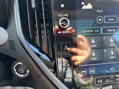 Used 2025 Subaru Ascent Bronze Edition image 55