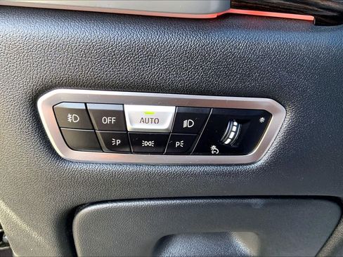 Used 2020 BMW X5 sDrive40i w/ Executive Package image 30