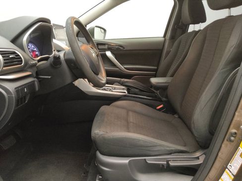 Used 2018 Mitsubishi Eclipse Cross LE image 17