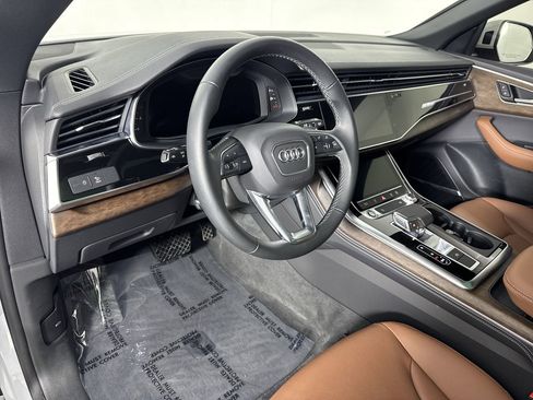 Certified 2025 Audi Q8 Premium Plus w/ Premium Plus Package AWD/4WD image 23