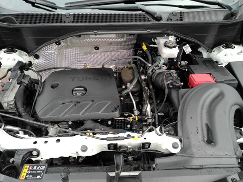 Certified 2022 Buick Encore GX Essence w/ Advanced Technology Package image 4