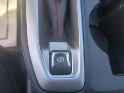 Used 2026 Chevrolet Trax RS image 23