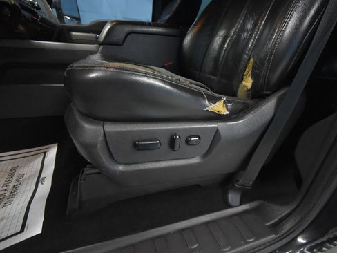 Used 2012 Ford F350 Lariat w/ Lariat Ultimate Pkg image 6