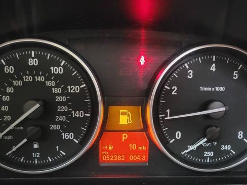 Used 2011 BMW 328i Convertible w/ Premium Pkg RWD image 35