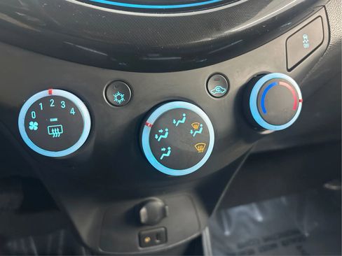 Used 2015 Chevrolet Spark LT image 36