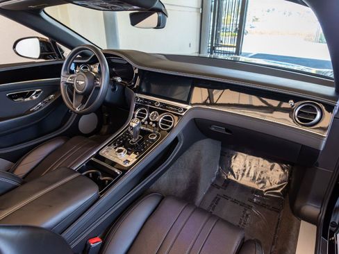 Used 2020 Bentley Continental GT V8 First Edition AWD/4WD image 18