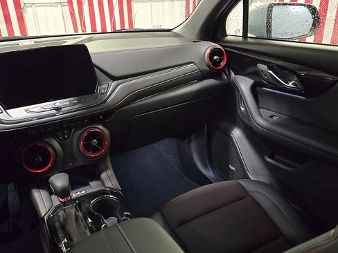 Used 2024 Chevrolet Blazer RS w/ Driver Confidence II Package image 16