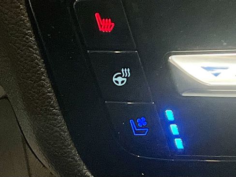 Used 2022 Ford Explorer ST w/ Equipment Group 401A image 20