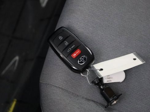 Used 2025 Toyota Camry LE image 26