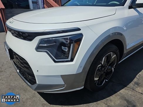 Used 2023 Kia Niro Wave image 92