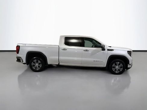 Used 2023 GMC Sierra 1500 SLT AWD/4WD image 22