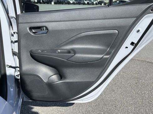 Certified 2025 Nissan Versa SV w/ Trunk Package image 17