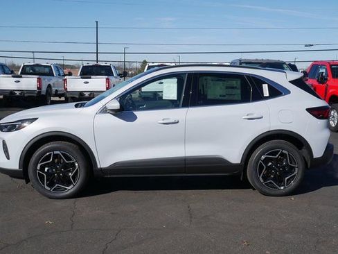 New 2026 Ford Escape Platinum w/ Premium Technology Package image 10