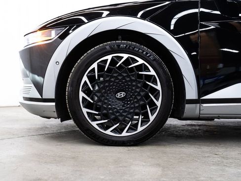 Used 2024 Hyundai Ioniq 5 Limited image 7