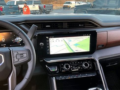 New 2026 GMC Sierra 2500 Denali Ultimate image 7