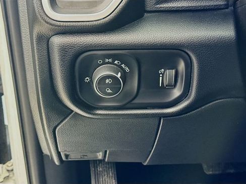 Used 2024 RAM 2500 Big Horn w/ Bed Utility Group image 10