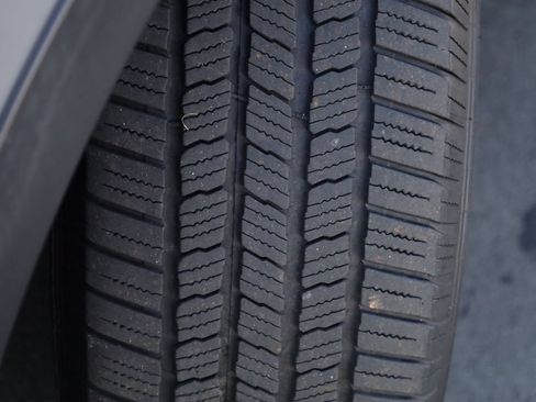 Used 2019 Honda CR-V EX-L image 5