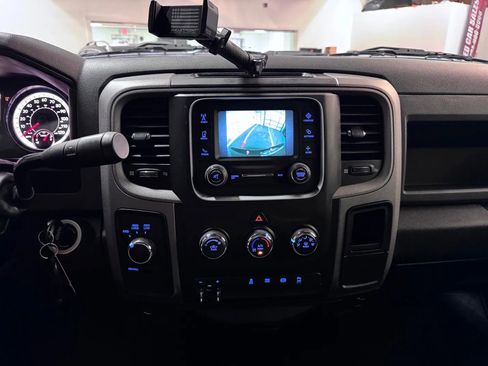 Used 2017 RAM 2500 Tradesman w/ Chrome Appearance Group image 19