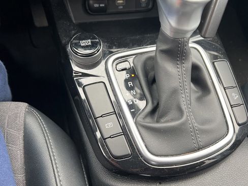 Used 2025 Kia Seltos S image 23