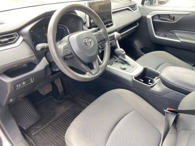 Used 2024 Toyota RAV4 LE AWD/4WD image 6