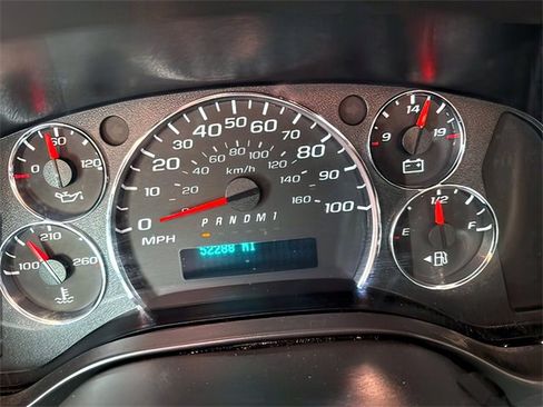 Used 2023 Chevrolet Express 2500 w/ Driver Convenience Package image 24